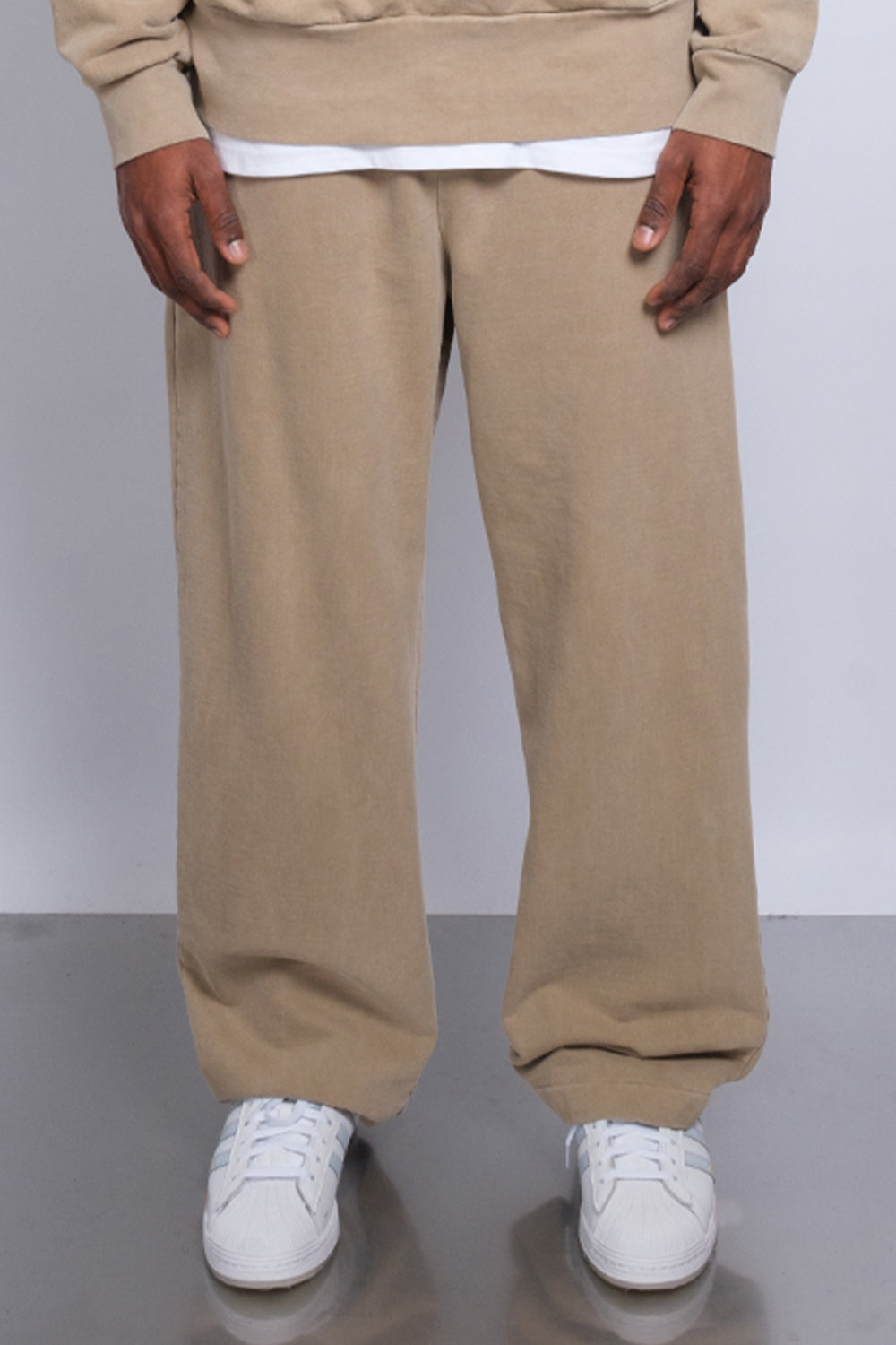 Atelier Straight Leg Jogger Sand